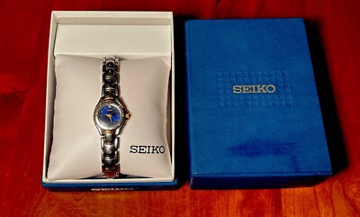 Seiko Blue Dial 23MM Two-tone SS Women's Watch SXGJ74 9/10