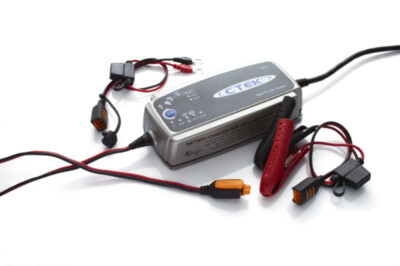 CTEK MULTI US 7002 バッテリーチャージャーセット　箱付き s-l400.jpg