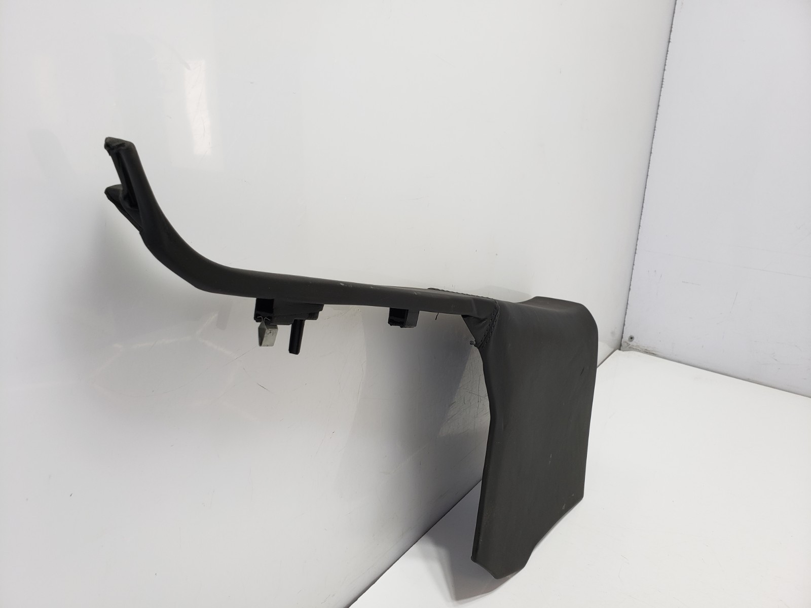 ✅ 12-17 OEM Bentley Continental GT Front Right Passenger Lower Kick Panel Trim