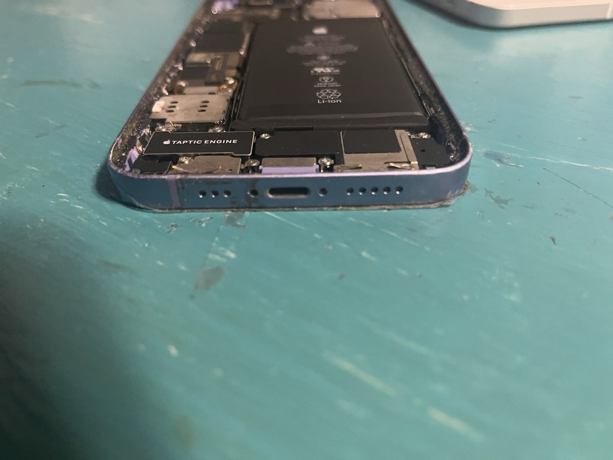 Pair of iPhone 12 For Parts or Repair | eBay