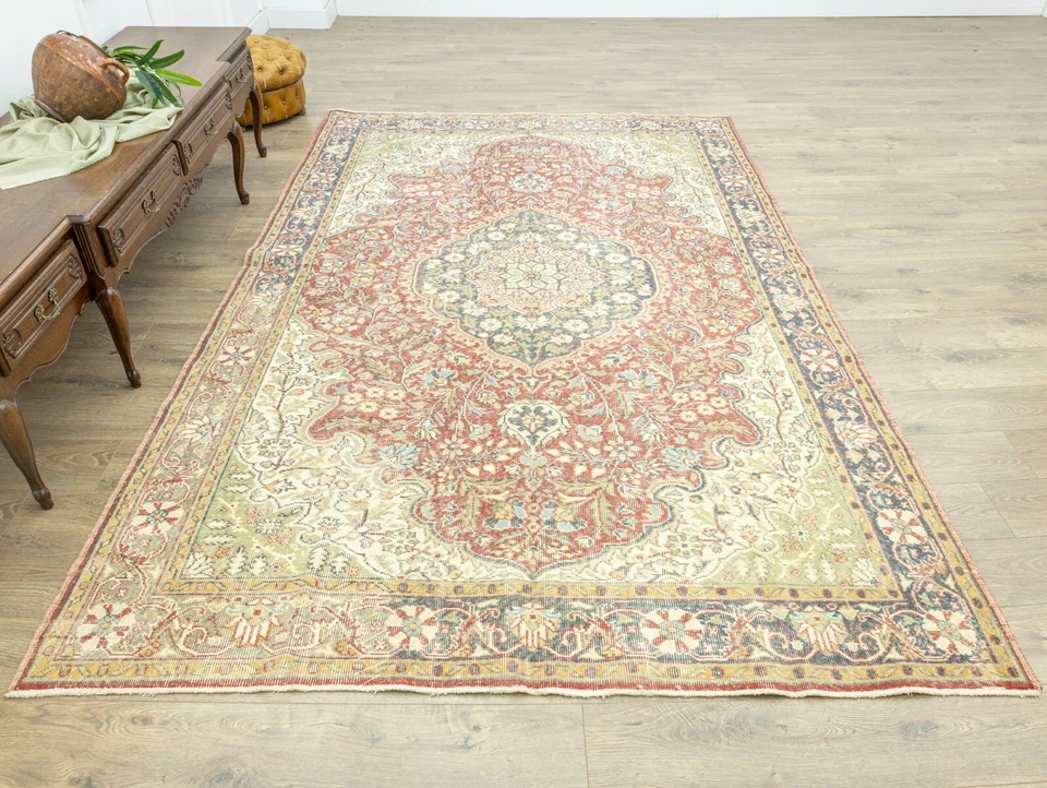 Turkish Oushak Rug 6.8 x 10.6 ft, Cranberry Red Cream, Classic Living Room Decor - Image 4 of 4