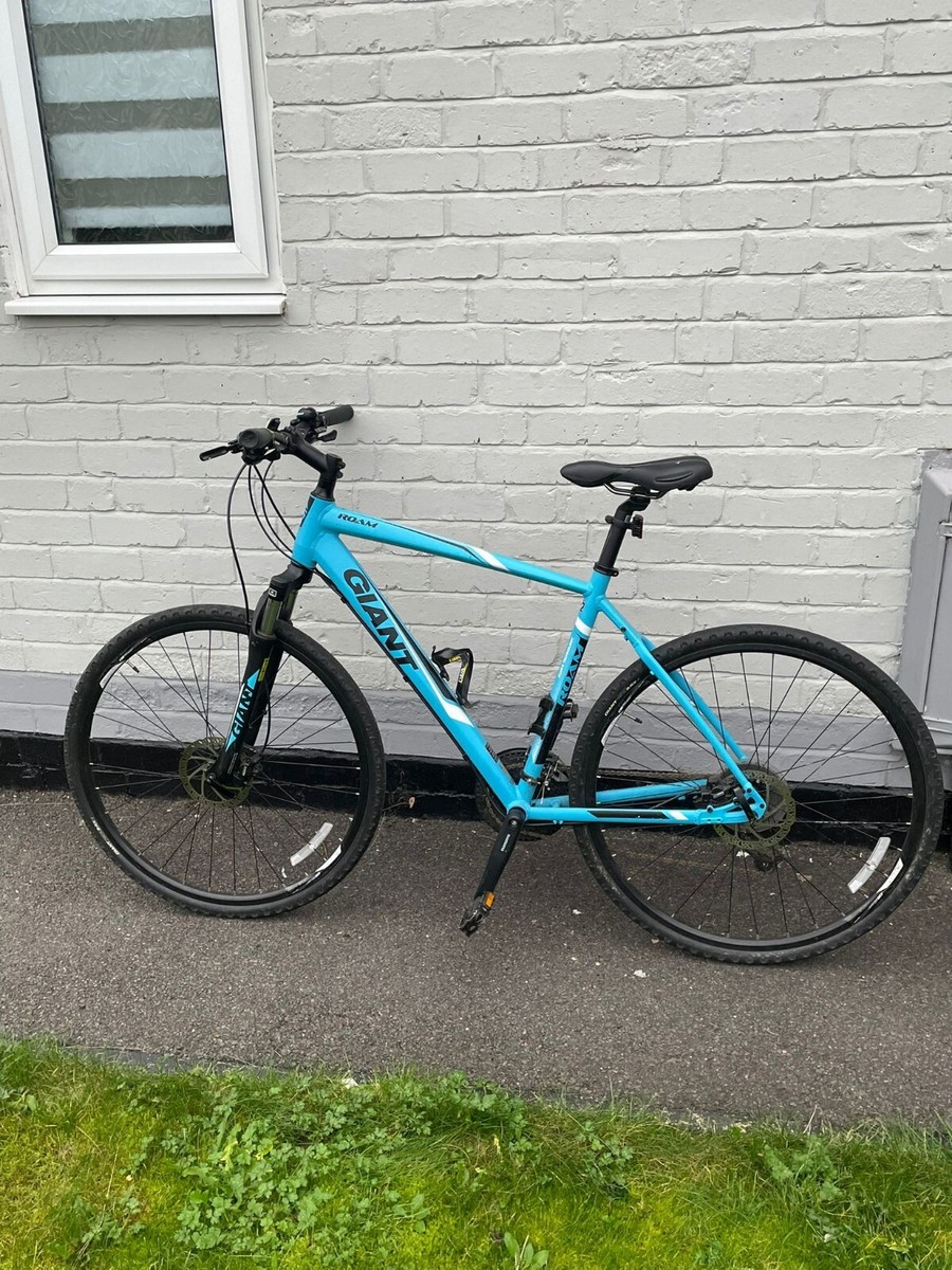 Giant Roam Blue Giant Roam Disc 2019 Hybrid Bike Vibrant UK
