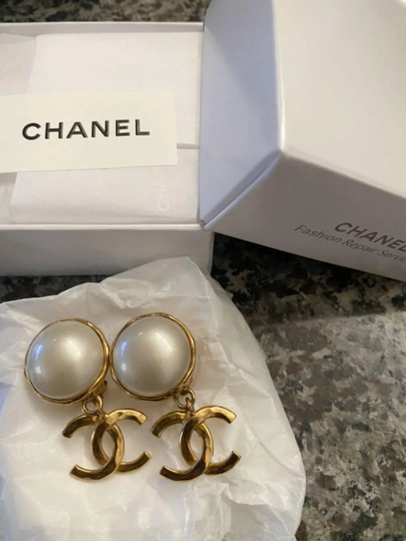 white pearl chanel earrings