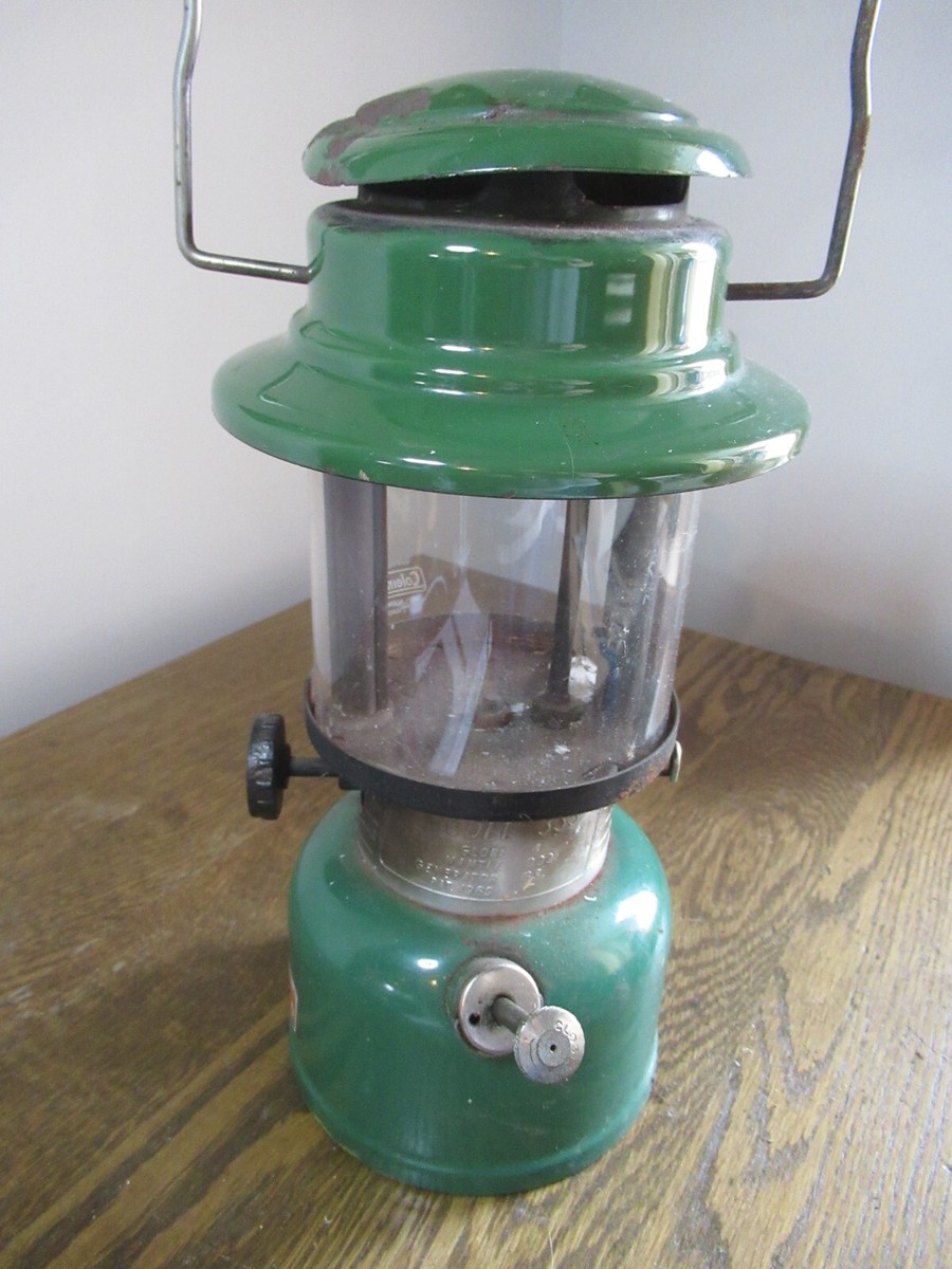 美品・鏡面‼️☆Coleman 335 lantern 02/'84☆ GREAT Vintage COLEMAN No 335 Lantern Date 2 73 1973 Green