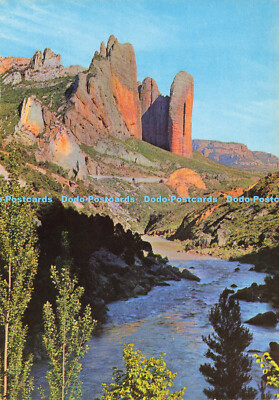 D169090 Die Schlägel von Riglos und Fluss Gallego. Am Weg Huesca Frankreich. Penar