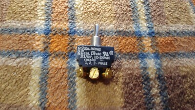 CARLING TECHNOLOGIES 0350 TOGGLE SWITCH