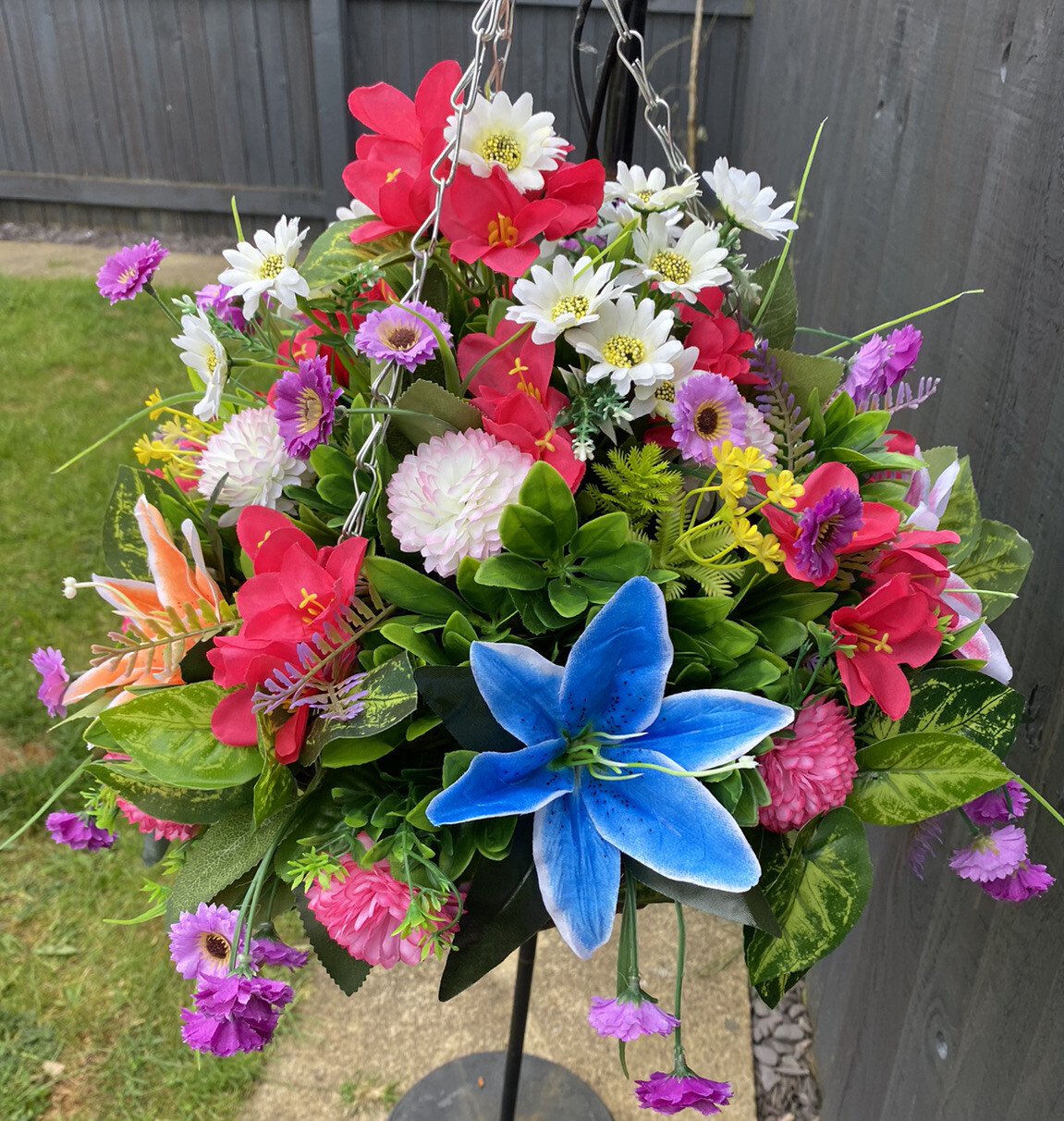 (46) 12 Inch Rattan Hanging baskets with artificial flowers eBay