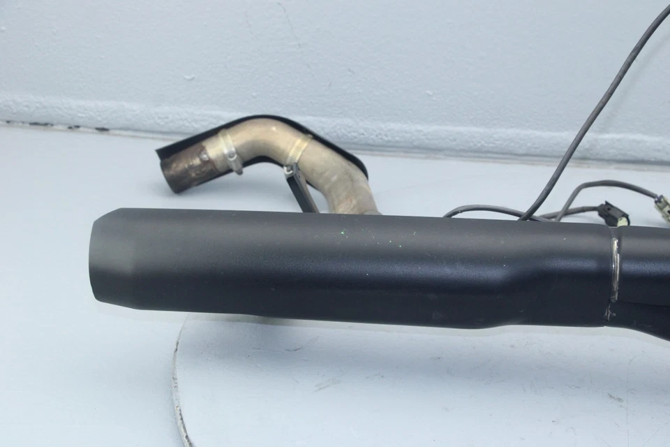 Harley Street Glide 2020 conjunto de tubo de escape negro arrugado #4063 Foto 4 de 4