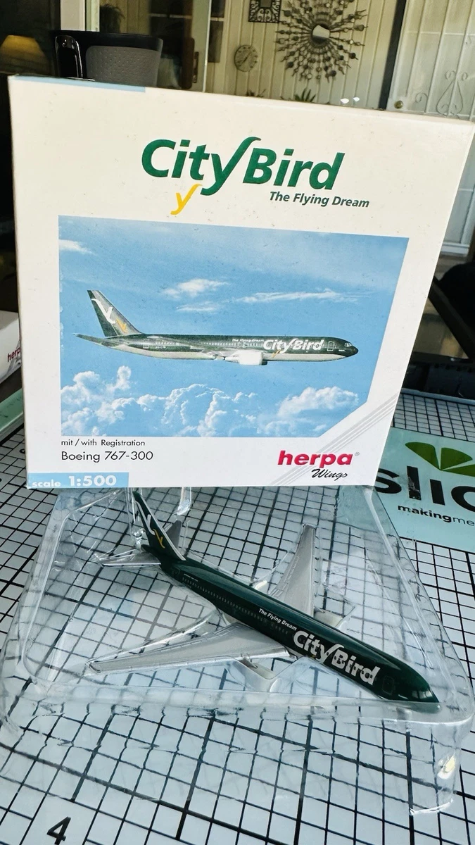 1:500 Scale Diecast Aircraft & Spacecraft Boeing 767 Aircraft