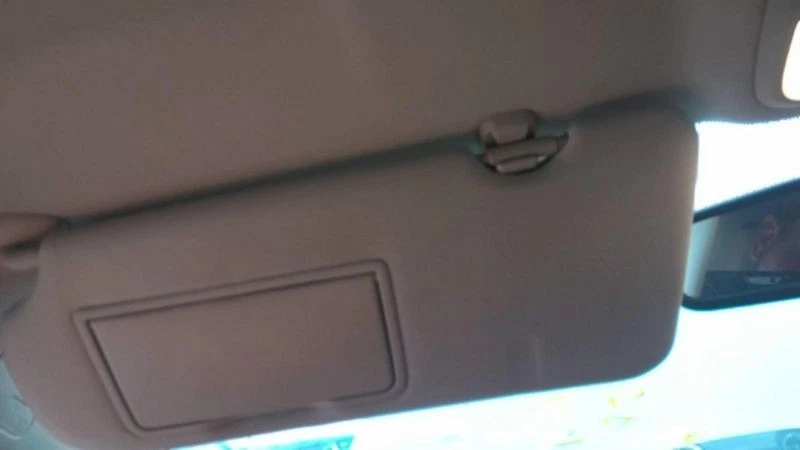 2015-2016 Honda CR-V Left Driver Side Sun Visor Illuminated w/Ligth & Mirror OEM - Image 4 of 4