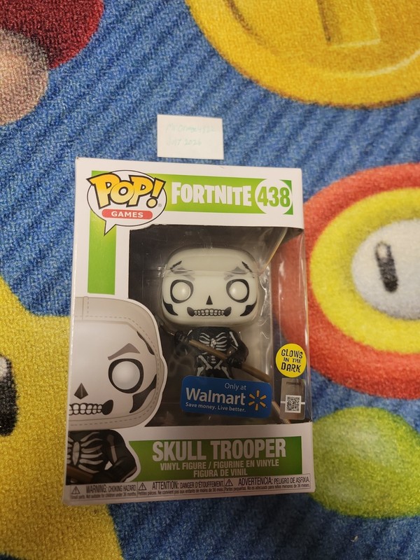Funko Pop! Vinyl: Fortnite - Skull Trooper (Glow in the Dark) #438