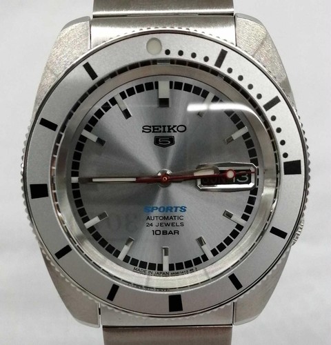 Automatic Wristwatch Model 4R36 16CO SEIKO