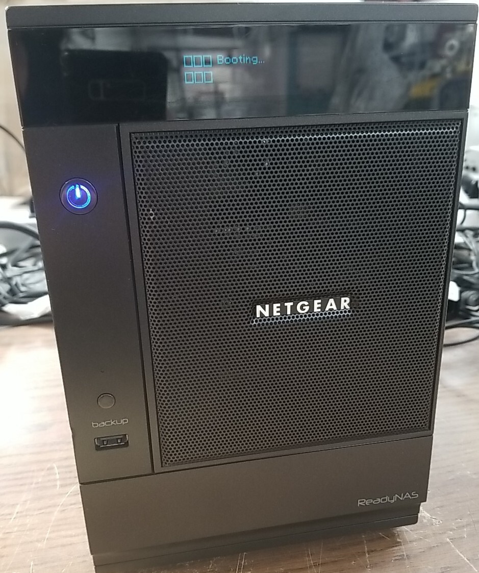NETGEAR ReadyNAS RNDP6610. NO HARD DRIVE /CADDYS OR CORDS