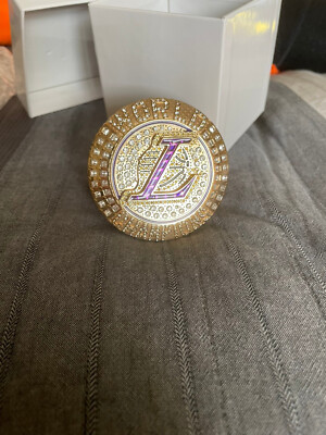 LA Lakers 2020 NBA CHAMPIONSHIP RING PAPERWEIGHT 2021 Season Ticket ...