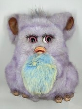 Furby 2005 Grapesicle Emoto-Tronic, ojos rosados muy raros, FUNCIONA