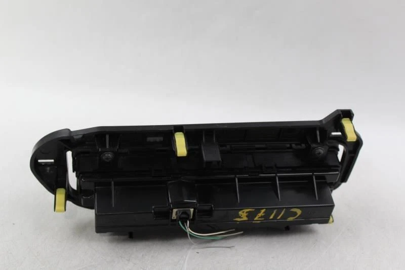 Hatchback con control de temperatura para Toyota Corolla 2017-2018 IM OEM #26180 Foto 4 de 4