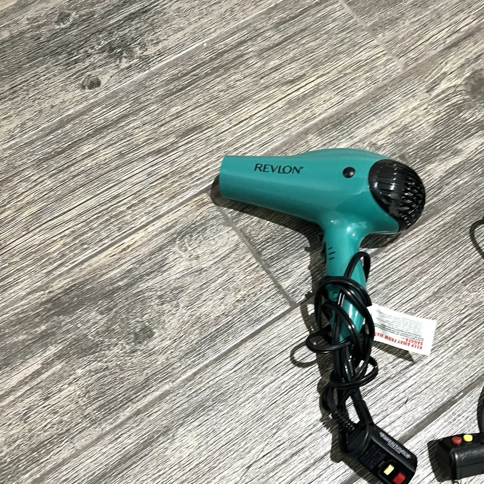 Lot Of 4 Hair Tools Dryer Brush Dryer Wand Curling Iron - Image 2 of 4