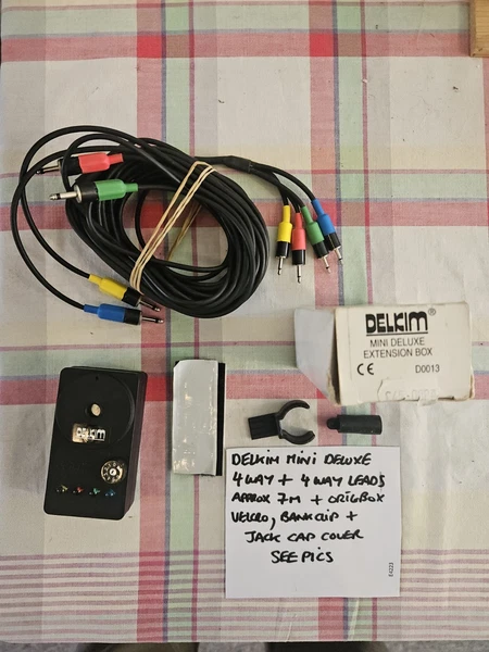 DELKIM MINI DELUXE 4 WAY + 7m 4 way LEADS VGC + ORIG BOX JACK CAP STICKY & CLIP