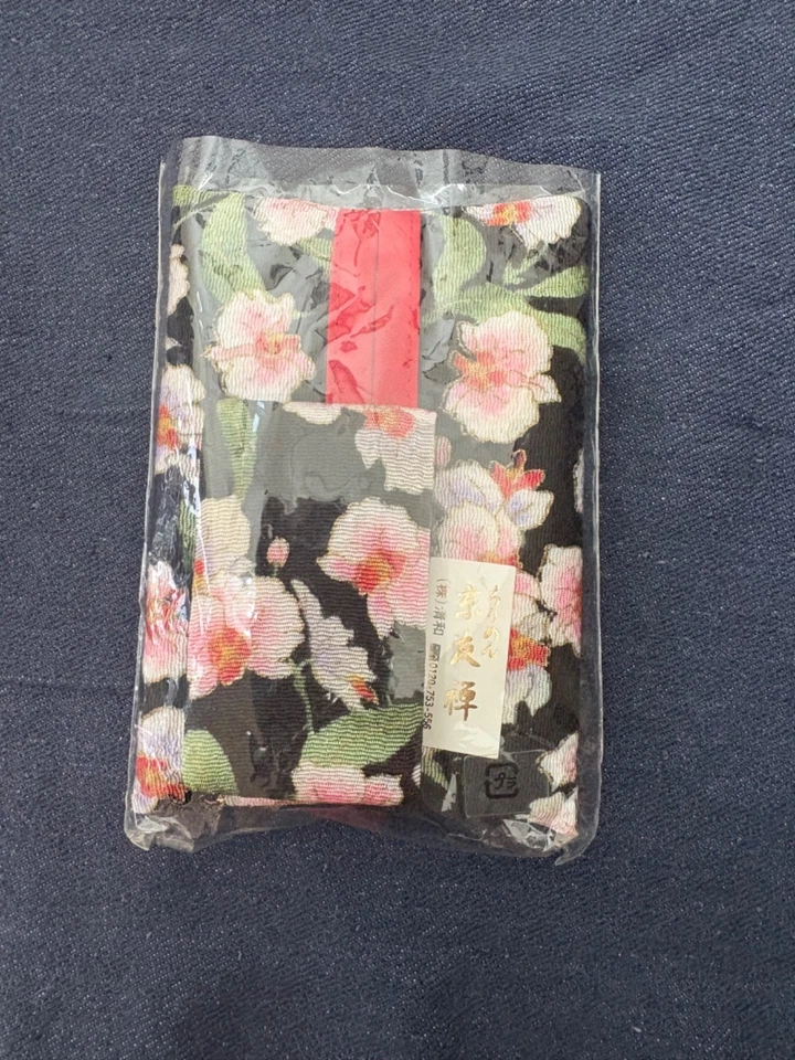 Japanese traditional kimono Kyoto tissue case  mirror pocket toothpicks case Foto 3 de 4