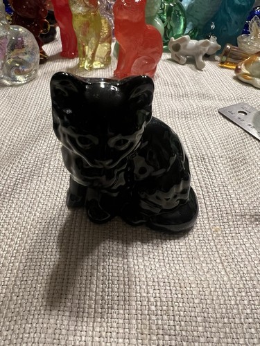 Mosser Glass USA Fluffy Kitty Kitten Sitting Cat Figurine - Color: BLACK