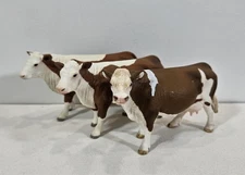 Lot of 3 Schleich Brown White Heifers Cows 2 Hereford and 1 Simmental