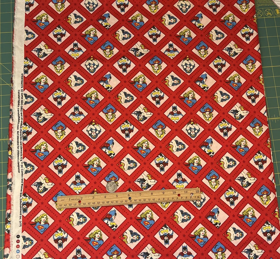 Edredón rojo murciélago mujer maravilla Warner Bros tela algodón niña superhéroe 39x44 Foto 3 de 3