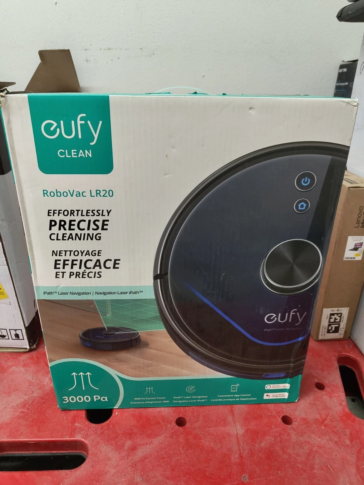 EUFY ROBOVAC VACUUM LR20