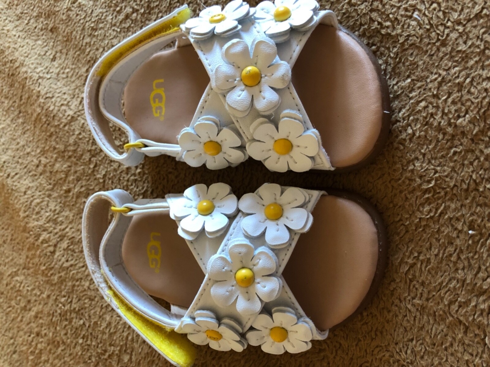 ugg baby girl sandals