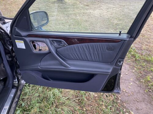 96-03 Mercedes W210 E320 E430 Front Right Interior Door Panel Black OEM - Picture 1 of 1