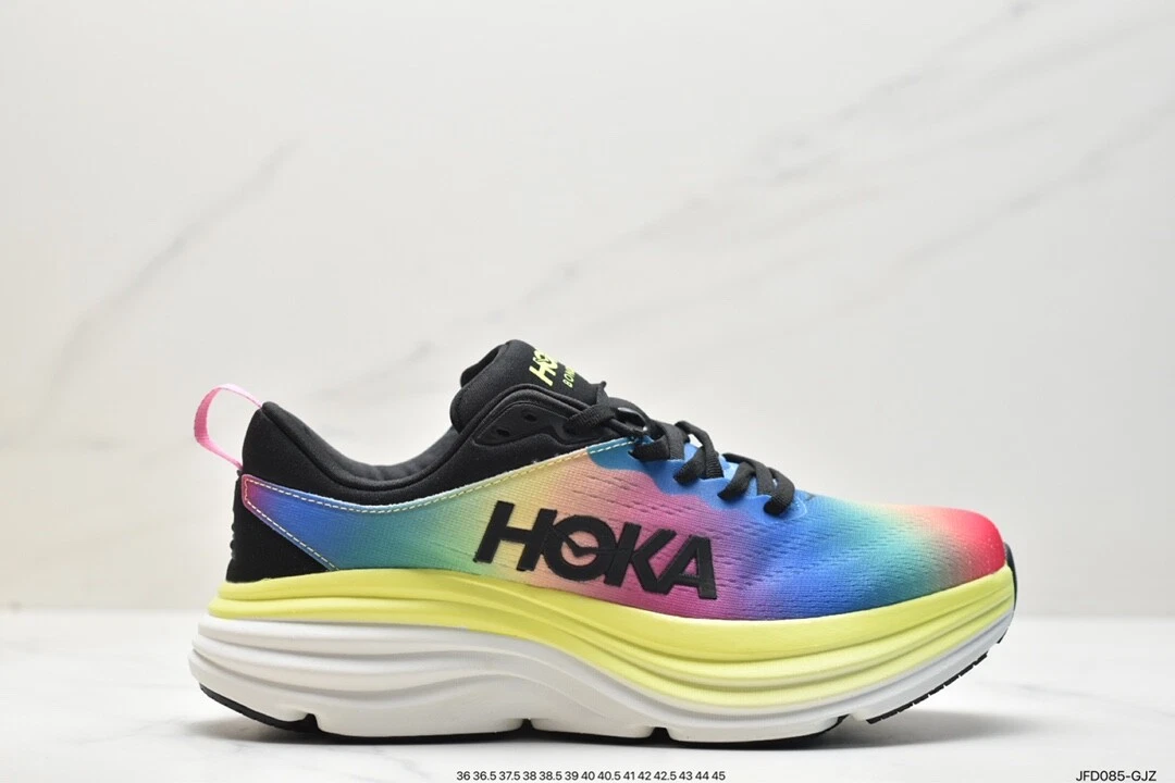 Baskets d'athlétisme neuves Hoka One One One One One One pour femmes  Running Bon