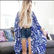 Michael Stars Womens Scarf Ruana Blue White Print Sarong Convertible Towel NWT