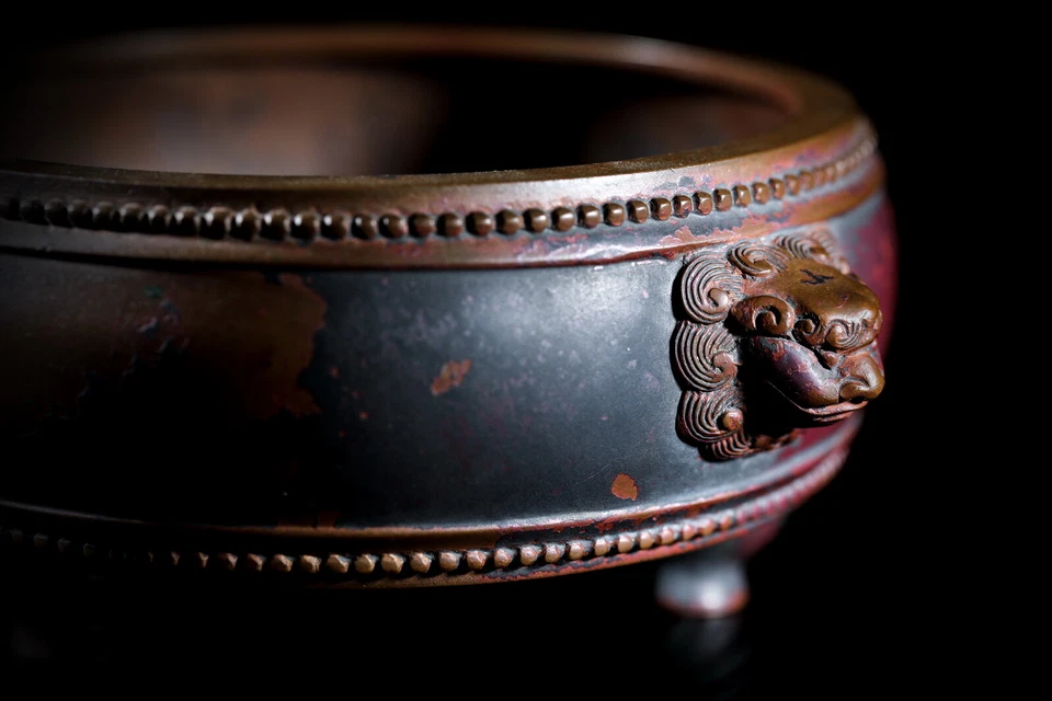 Copper Beast Ears Three-legged Round Incense Burner High-end Incense Supplies - Image 2 of 4