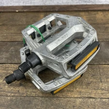 VP Components VP-550 Platform Bike Pedals 1/2 in Mid School Race FReestyle BIke