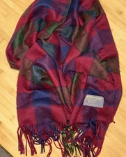Geoffrey Beene cashmere 100% acrylic made in Italy scarf. 62x14. Fantastic Mens