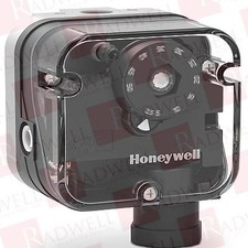 HONEYWELL C6097A3079 / C6097A3079 (NEW IN BOX)