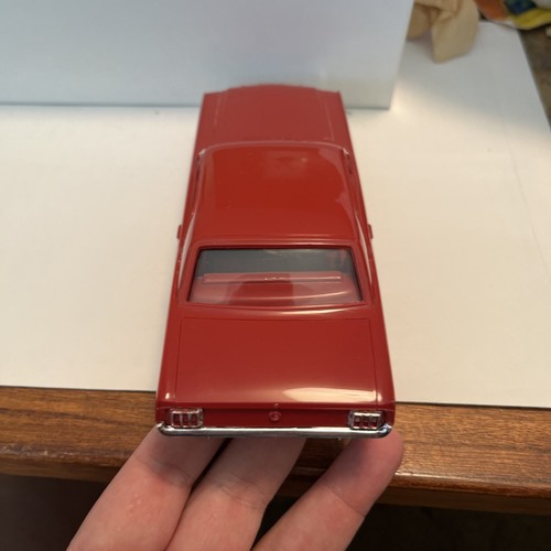 1965 Mustang Plastic Promo Model By AMT 1/25 Scale Red - Picture 9 of 12