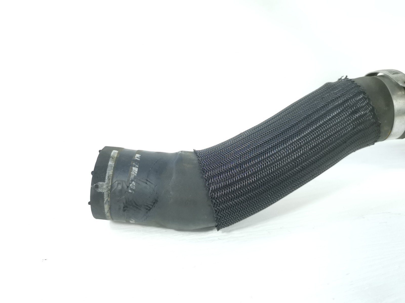 Maserati Levante 2017 AWD 3.0 Engine Radiator Hose Pipe Coolant Water 670031949