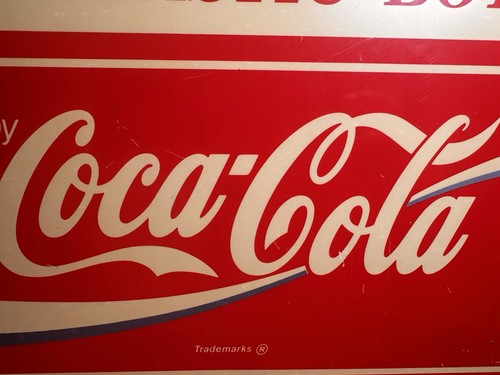 Insegna Coca Cola Vintage Riciclo 13x18,5” Decorazione Plastica Rara Pubblicità Coca Cola Riciclata Usato in Ottime Condizioni - Foto 3 di 12