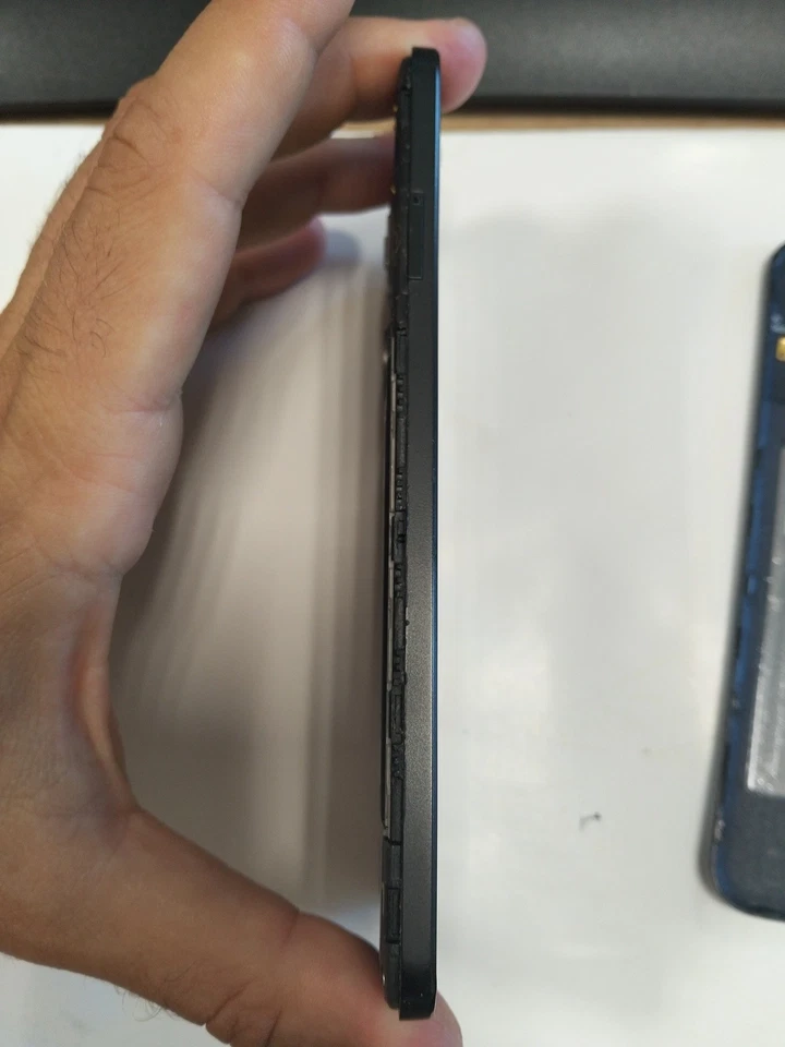 LG Google Nexus 5X Smartphone - Immagine 3 di 4