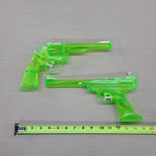 2 Large Vintage WATER GUN -WATER PISTOL SQUIRT TOY / KIDS FUN