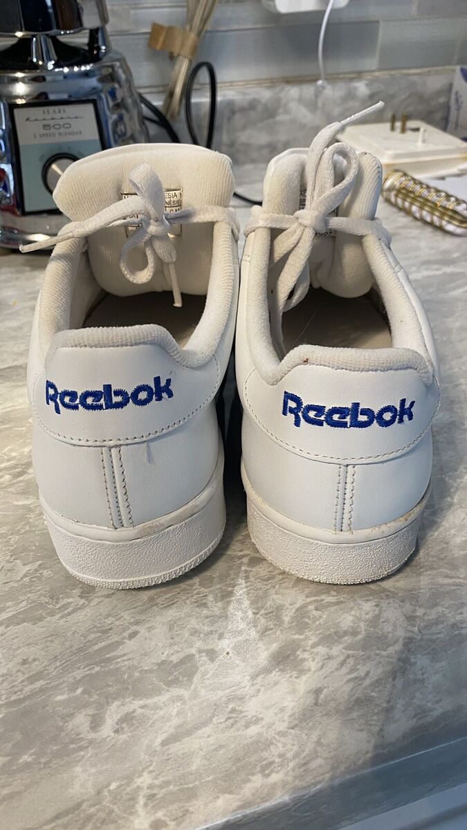 Vintage Classic Reebok Insignia Women's Size 8.5 White Low Vintage Classic Reebok Insignia Women's Size 8.5 White Low
