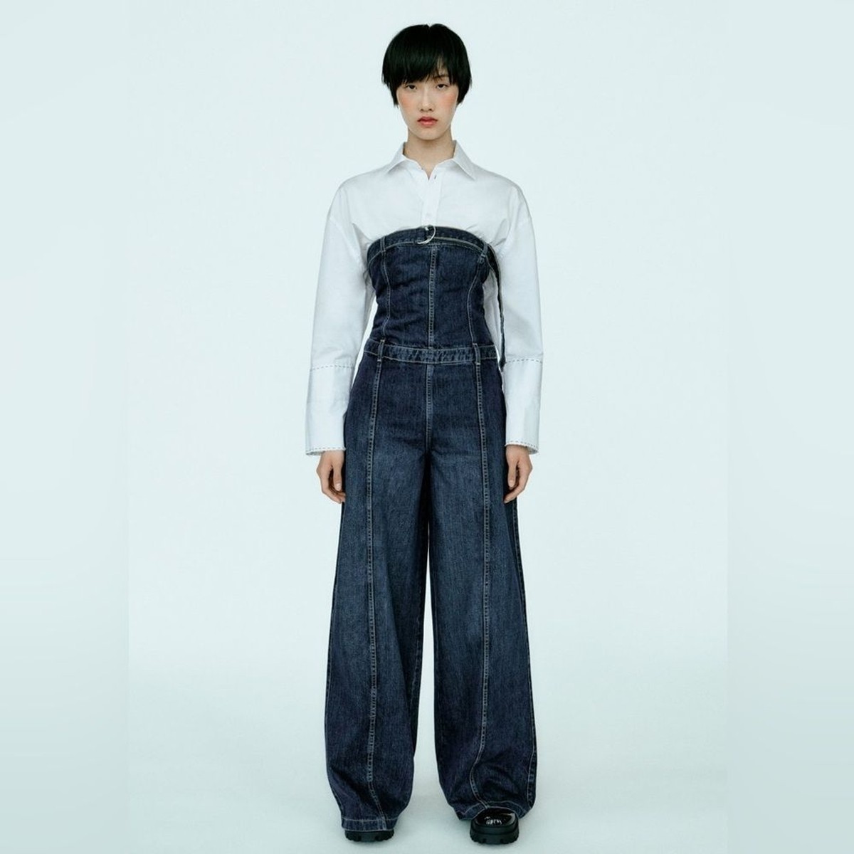 ZARA TRF オフショル　ストラップレスデニムオーバーオール ZARA TRF オフショルストラップレスデニムオーバーオール