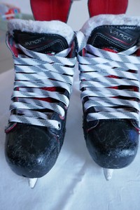 used hockey skates Bauer  1 1/2 1.5