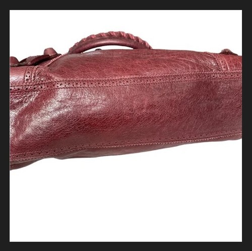 Balenciaga City distressed leather shoulder bag DARK RED/MAROON/CRANBERRY color - Picture 11 of 20