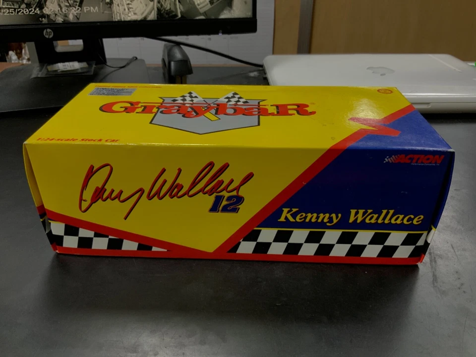 Action Racing Kenny Wallace #12 Gray Bar 1997 ThunderBird - usado Foto 2 de 4