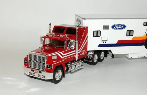 Ford LTL 9000 (1990) - Bigfoot American Trucks 1:43 Brand New in Box From Spain - Image 3 of 4