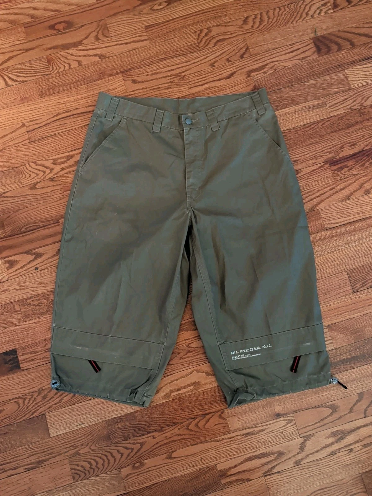 Levi's Silvertab Baggy Loose Long Shorts Army Green Gorpcore 90's Rare HTF Hike