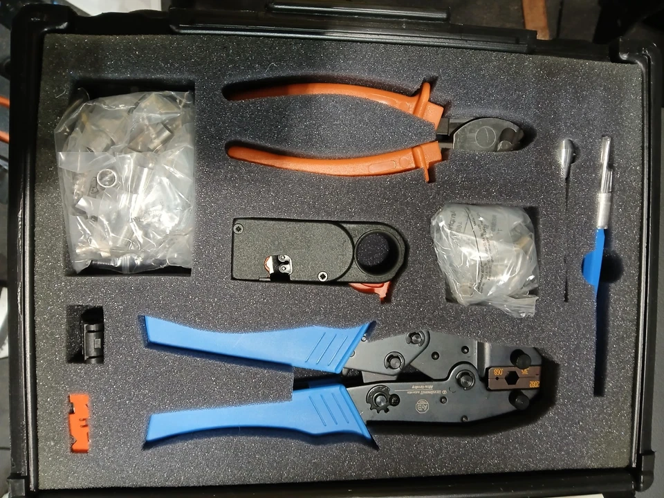 Набор коаксиальных инструментов Allen-Bradley Controlnet 1786-CTK-B - Изображение 2 из 3