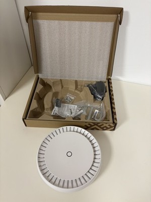 MikroTik cAp ax WLAN Access Point (CAPGI-5HAXD2HAXD)