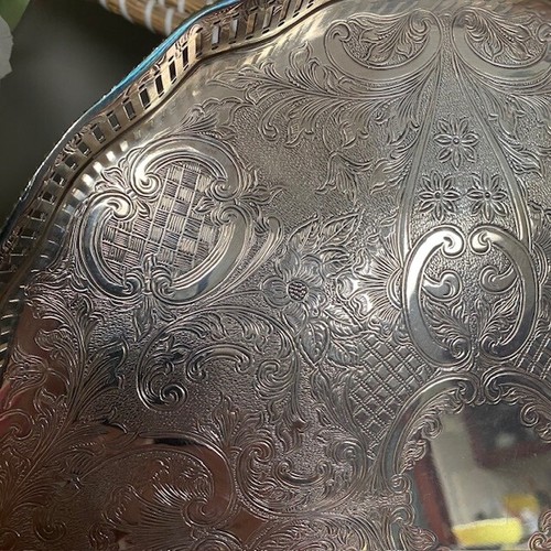 Reed & Barton 12" Engraved Silverplate on Copper Pierced Tray #603 Sheffield - Picture 5 of 8